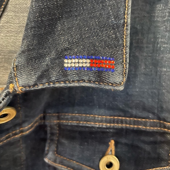 New condition denim jacket - Picture 4 of 8